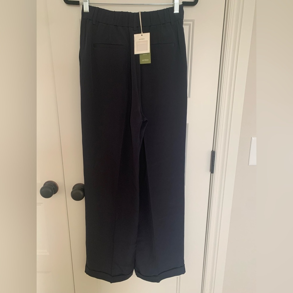NWT LILYSILK TIMELESS PLEATED WIDE LEG SILK TROUSERS midnight blue size 6 - Picture 6 of 7